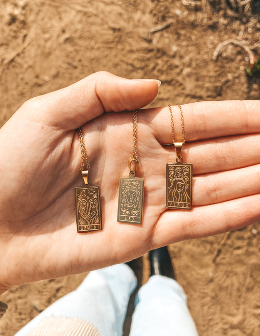 Zodiac Tarot Necklace - 18k Gold Plated Stainless Steel