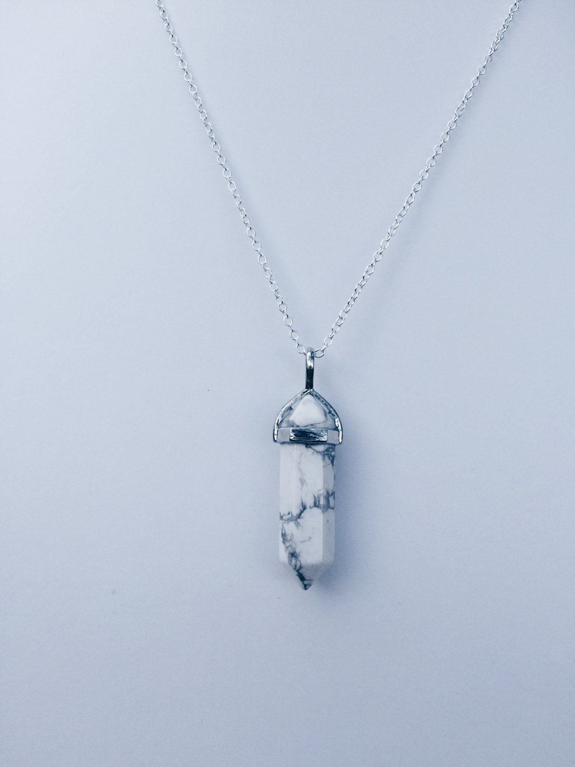 Howlite Silver Crystal Necklace, White Howlite Healing Stone Jewelry, Marble Necklace for Women