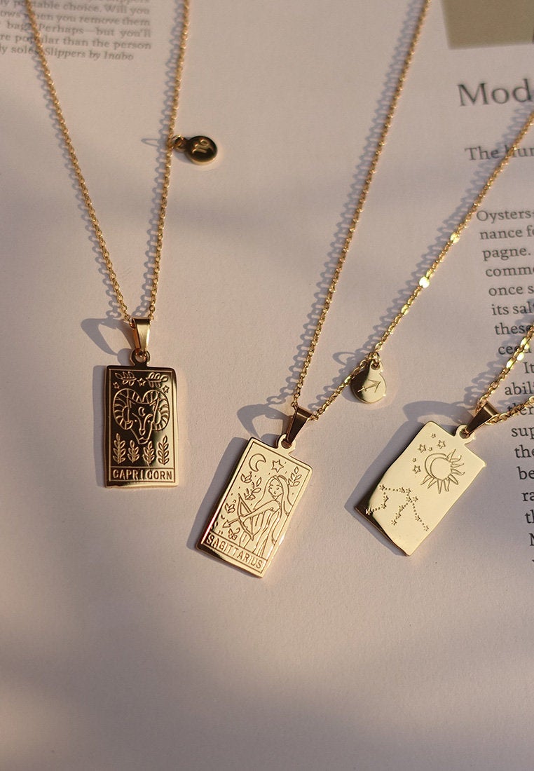 Zodiac Tarot Necklace - 18k Gold Plated Stainless Steel - Zodiac Gold Pendant, Zodiac Sign Jewelry, Astrology Necklace Gift