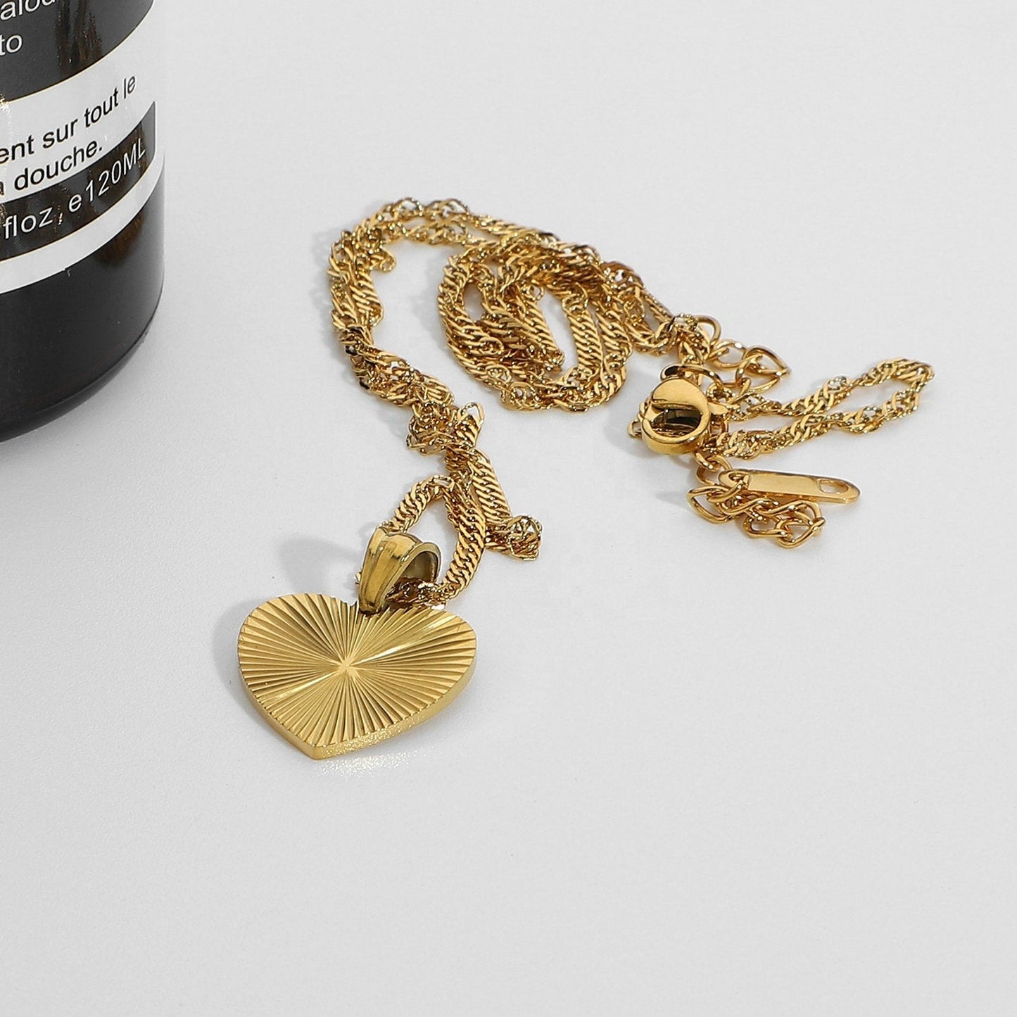 Sunburst Heart Necklace - 18K Gold Stainless Steel Necklace - Shining Sun Heart Pendant, Birthday Gift for Girlfriend