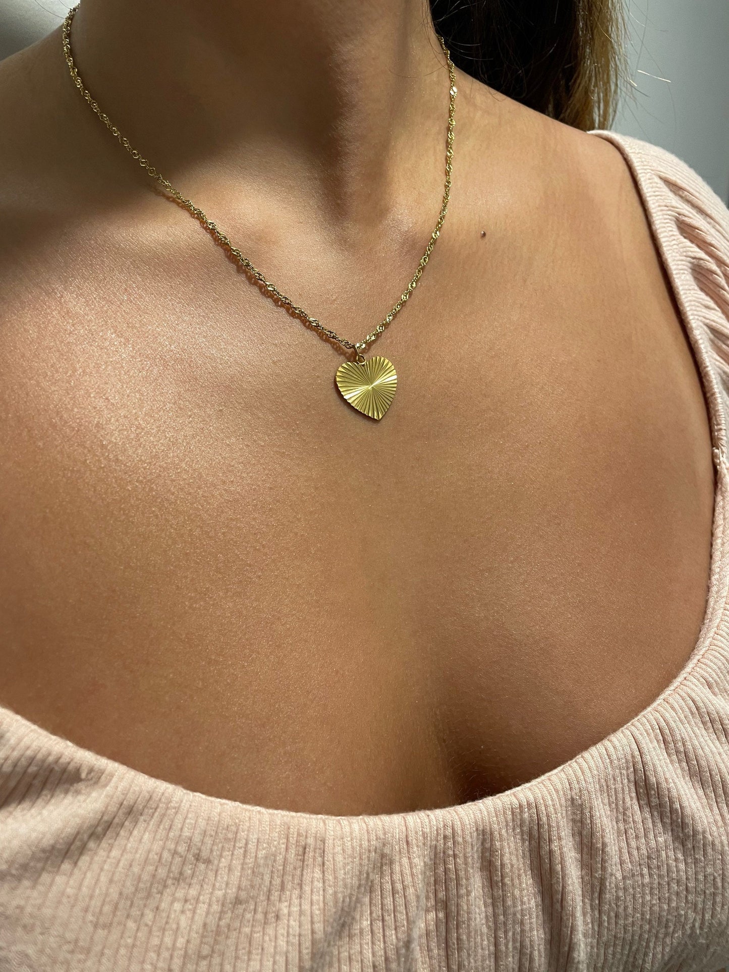 Sunburst Heart Necklace - 18K Gold Stainless Steel Necklace - Shining Sun Heart Pendant, Birthday Gift for Girlfriend